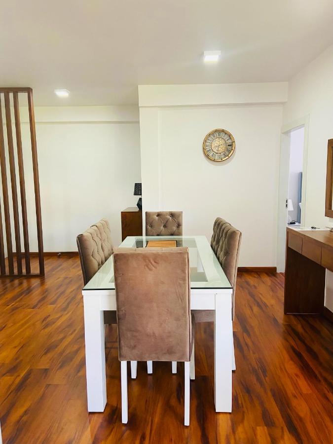 Grand Winterberry - Lake View Luxury Residence Нувара-Элия Экстерьер фото